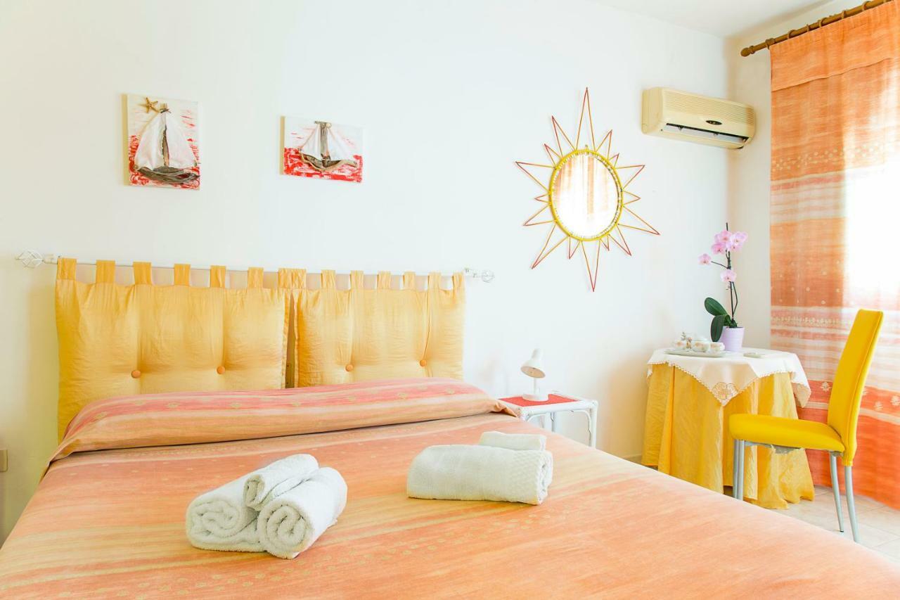 B&B Margherita กาลาเซตตา ภายนอก รูปภาพ
